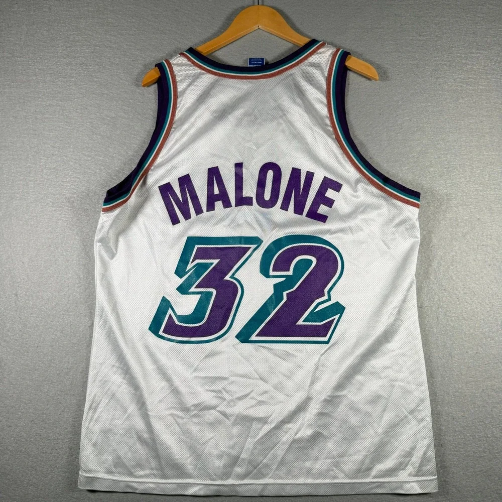 Vintage Utah Jazz Karl Malone 32 Champion Jersey White Size 48 Made in USA 90s - Picture 2 of 11